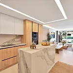 Apartamento Pinos De Aloha Golf Marbella